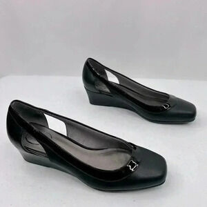 Life Stride Simply Comfort GABI Black
Wedge Pumps Size 7.5